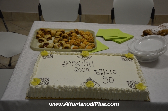 90 compleanno don Emilio Simeoni - un'altra torta