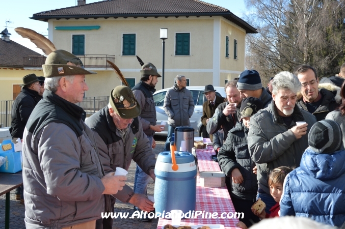 Rinfresco curato dagli Alpini di Baselga