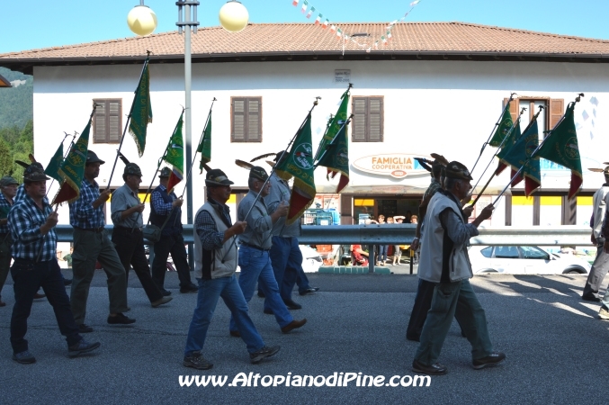 80 gruppo Alpini e 40 coro Abete Rosso di Bedollo