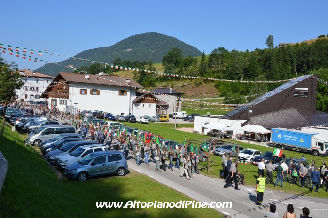 80 gruppo Alpini e 40 coro Abete Rosso di Bedollo