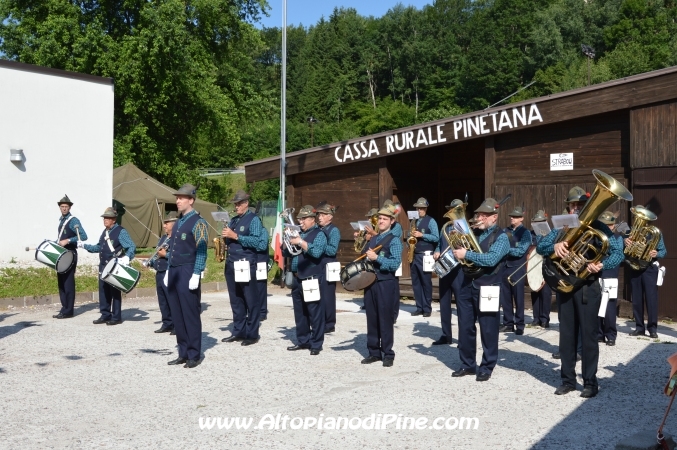 80 gruppo Alpini e 40 coro Abete Rosso di Bedollo