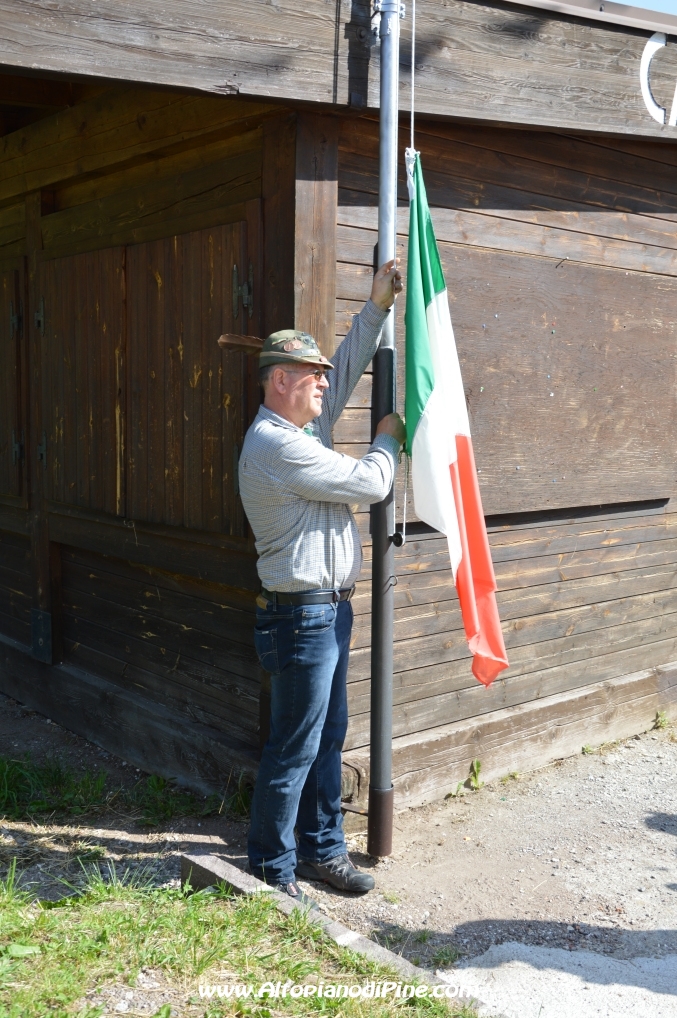 80 gruppo Alpini e 40 coro Abete Rosso di Bedollo