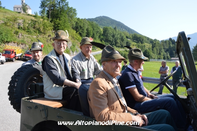 80 gruppo Alpini e 40 coro Abete Rosso di Bedollo