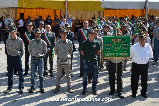 80 gruppo Alpini e 40 coro Abete Rosso di Bedollo