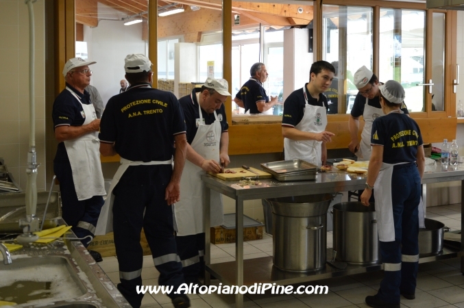80 gruppo Alpini e 40 coro Abete Rosso di Bedollo