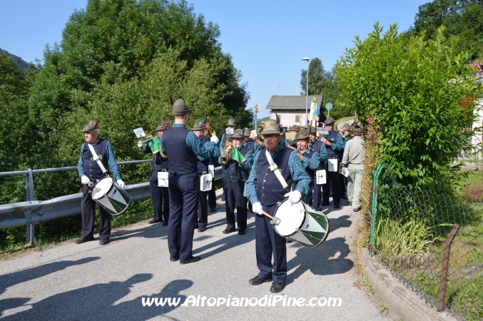 80 gruppo Alpini e 40 coro Abete Rosso di Bedollo