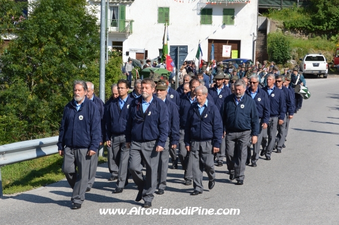 80 gruppo Alpini e 40 coro Abete Rosso di Bedollo
