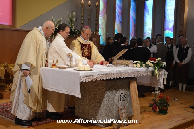Celebrazione dell'eucarestia - Concordia sulla Secchia 24 novembre 2013