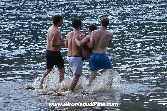 Facoltiadi 2013 a Baselga di Piné - Lago delle Piazze - un tuffo nel lago