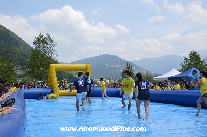 Facoltiadi 2013 a Baselga di Piné - Lago delle Piazze - calcio saponato