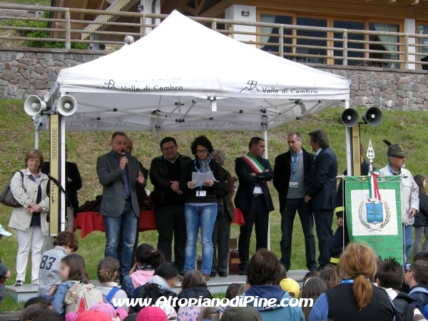 Gemellaggio Fossoli-Miola 2013 - il presidente dell'ApT Piné Cembra