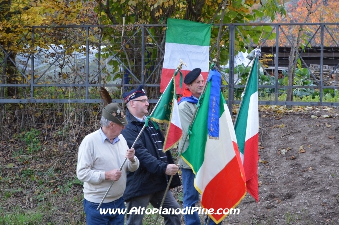 Benedizione della croce in onore dei caduti di Faida