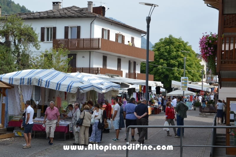Mercato a Baselga di Piné - 2013