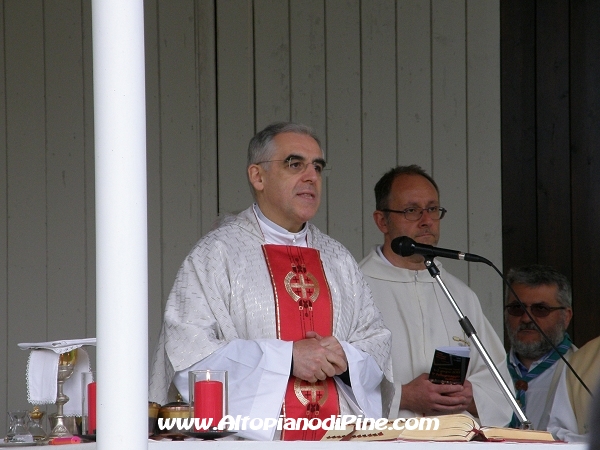 Pellegrinaggio Notturno Montagnaga - Trento 2013 - mons. Lauro Tisi vicario della diocesi di Trento