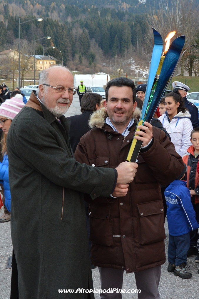 Sergio Anesi e Andrea Nardon con la Fiaccola della 26 Winter Universiade