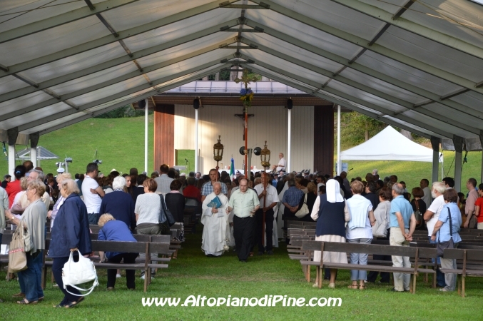 120 incoronazione Madonna di Piné 2014