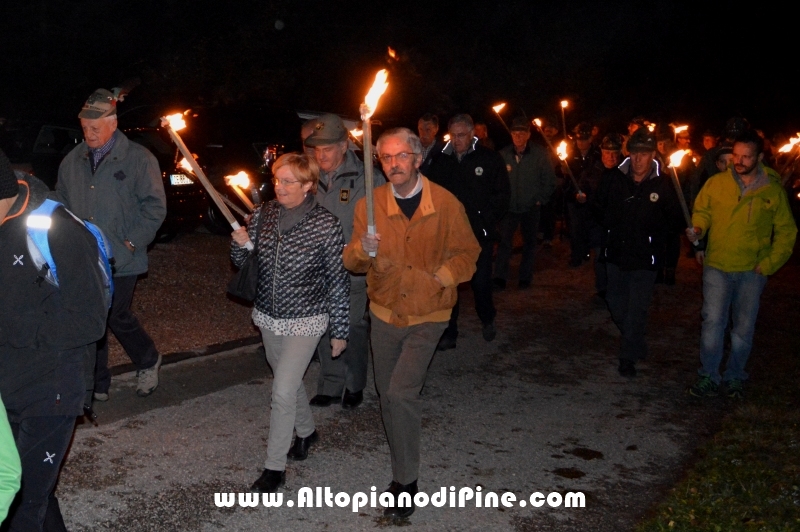 Fiaccolata in onore dei Caduti di tutte le guerre  2015 - Bedollo