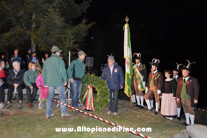 Fiaccolata in onore dei Caduti di tutte le guerre  2015 - Bedollo