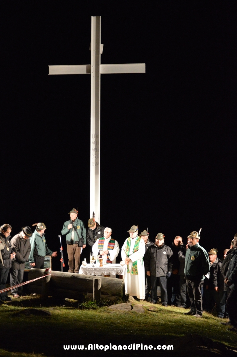 Fiaccolata in onore dei Caduti di tutte le guerre  2015 - Bedollo