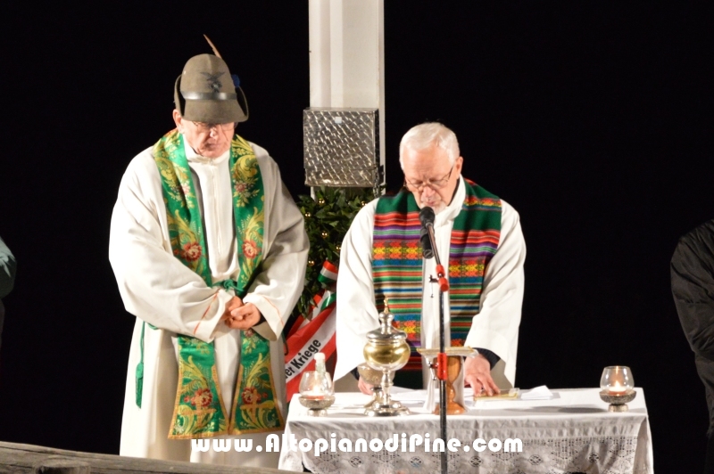Fiaccolata in onore dei Caduti di tutte le guerre  2015 - Bedollo