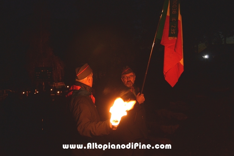 Fiaccolata in onore dei Caduti di tutte le guerre  2015 - Bedollo