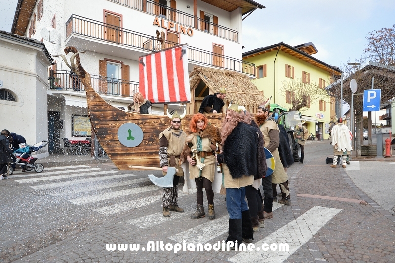 Pineé - Carnevale 2016 