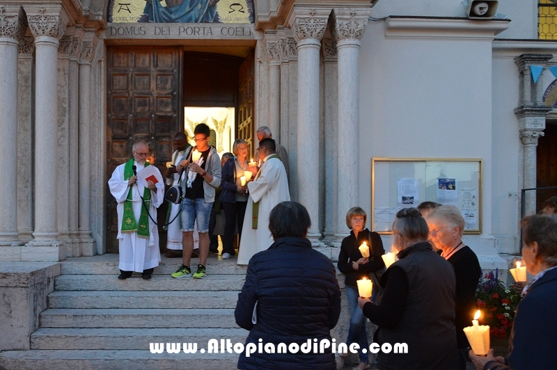 Rosario e processione con fiaccole in onore della patrona Santa Maria Assunta