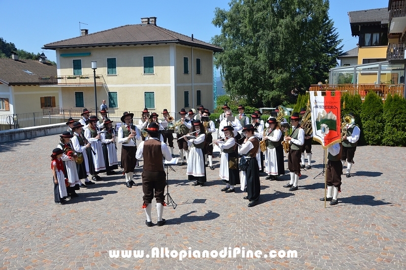 Quando la Banda Pass - 45 del Gruppo Bandistico Folk Pinetano