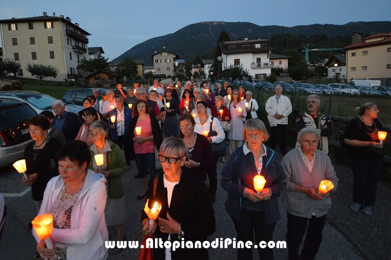 Rosario e processione con fiaccole in onore della patrona Santa Maria Assunta