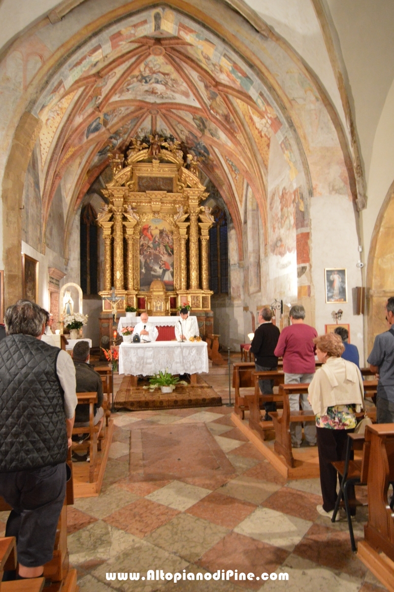 Rosario e processione con fiaccole in onore della patrona Santa Maria Assunta