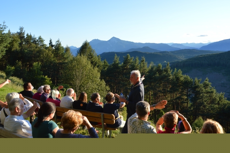 Quando al tramonto il cielo si tinge di rosa - il racconto della formazione delle montagne a cura del geologo dott. Lorenzo Cadrobbi