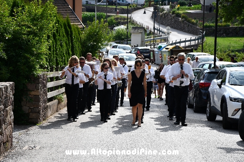 Gemellaggio tra la Banda Cittadina di Carre' ed il  Gruppo Bandistico Folk Pinetano