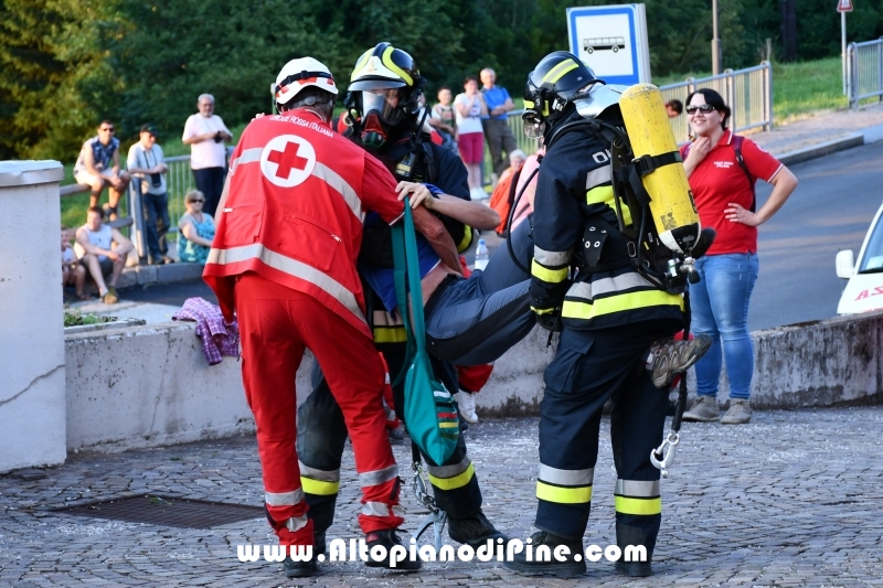 Esercitazione soccorso presso ex Albergo Costalta a Varda di Bedollo - luglio 2019
