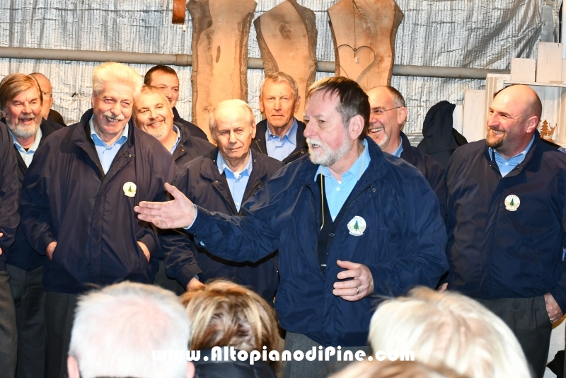 Floricoltura Ioriatti - Concerto in Serra del coro Abete Rosso  - dicembre 2019