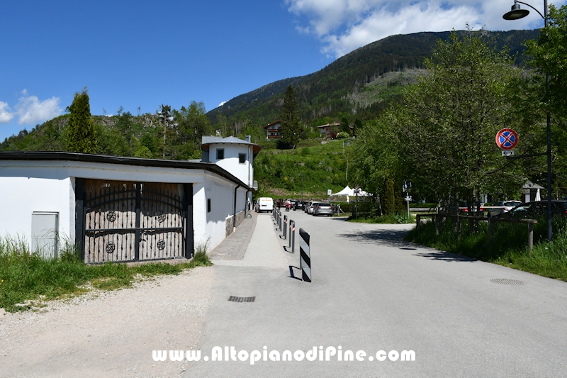 Passeggiata attorno al lago della Serraia