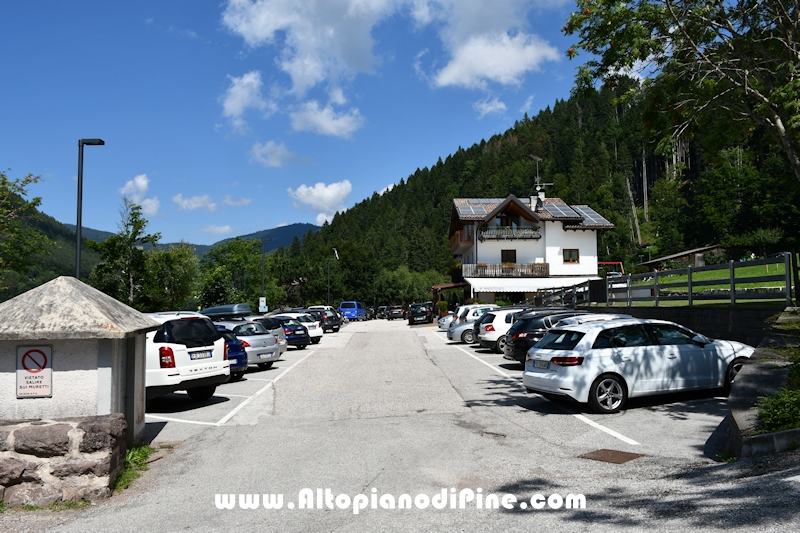 Passeggiata attorno ai laghi di Serraia e Piazze
