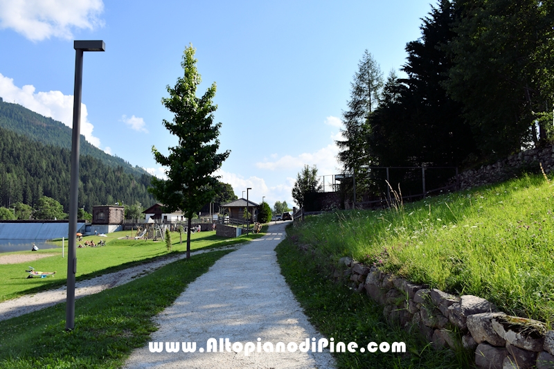 Passeggiata attorno ai laghi di Serraia e Piazze
