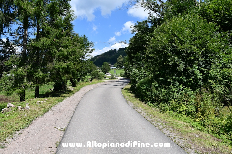 Passeggiata attorno ai laghi di Serraia e Piazze