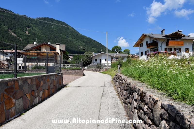 Passeggiata attorno ai laghi di Serraia e Piazze