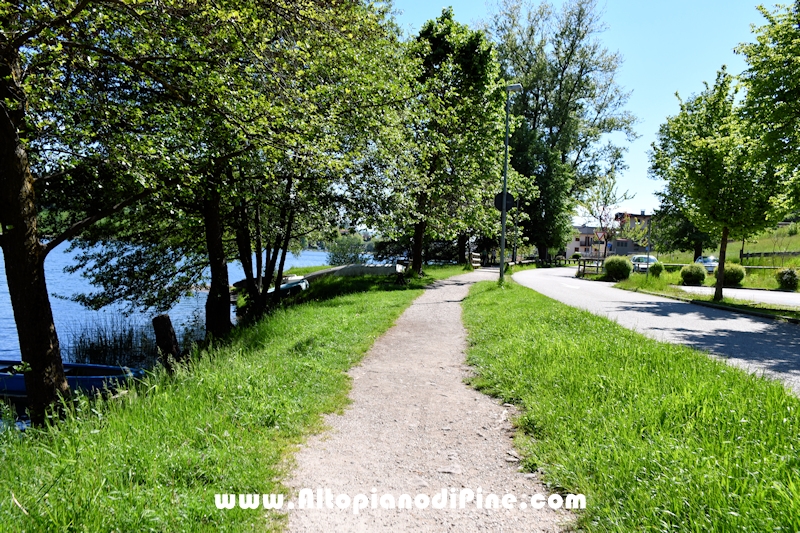 Passeggiata attorno al lago della Serraia