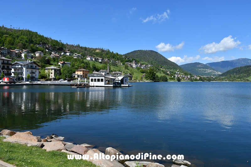 Passeggiata attorno al lago della Serraia