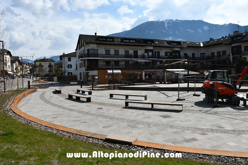 Realizzazione nuova piazza Costalta a Baselga di Piné - aprile 2021