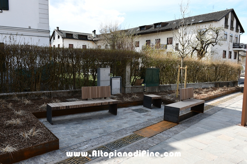 Realizzazione nuova piazza Costalta a Baselga di Piné - aprile 2021