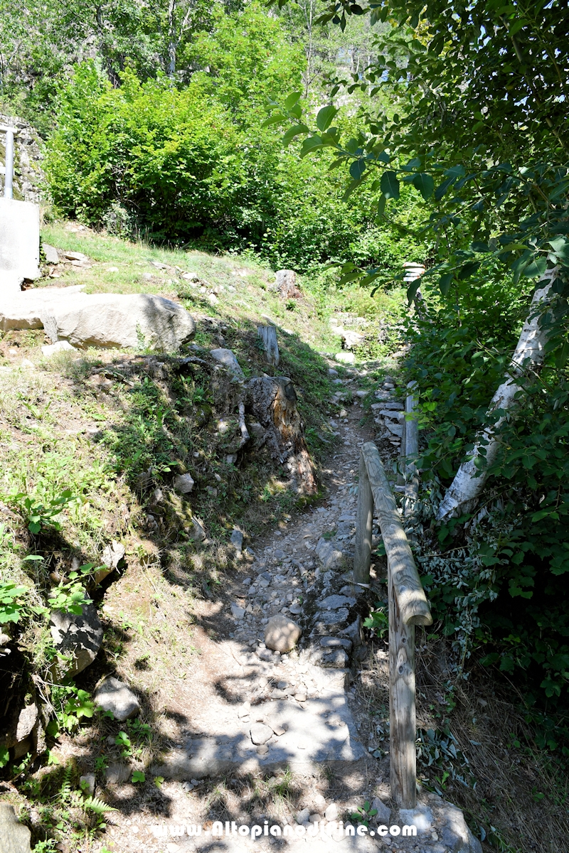 Passeggiata Serraia - Marmitta Giganti - Punto panoramico