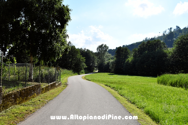 Passeggiata attorno ai laghi di Serraia e Piazze