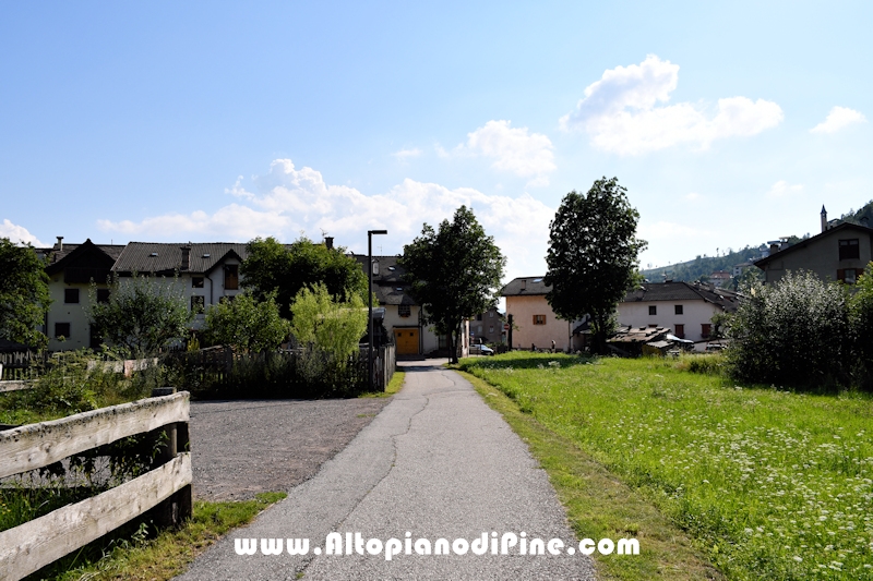 Passeggiata attorno ai laghi di Serraia e Piazze