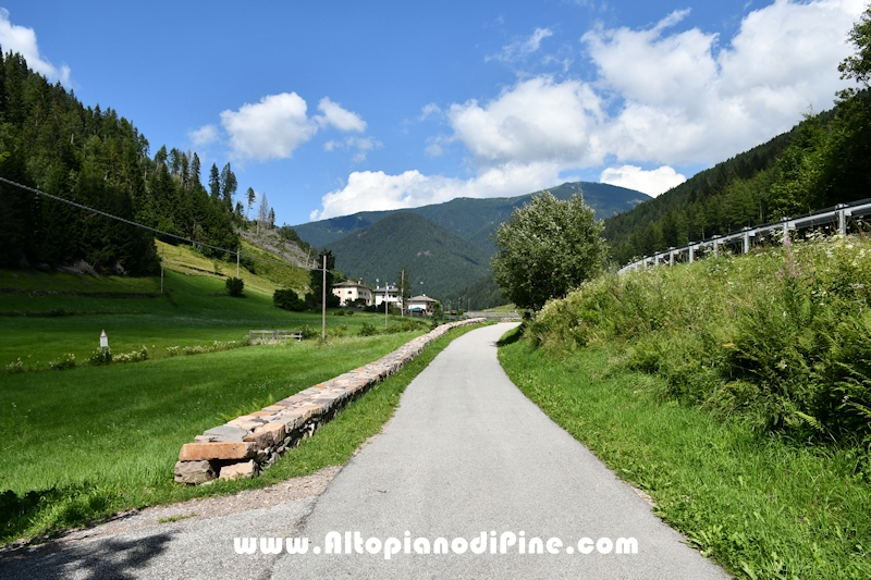 Passeggiata Centrale - Brusago e Lago delle Buse