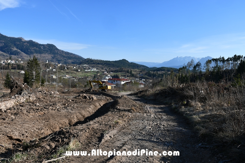 Lavori di ripristino strade e stagni delle Predolce a Tressilla