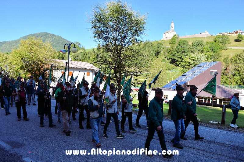 Sfilata 90 fondazione Gruppo Alpini Bedollo