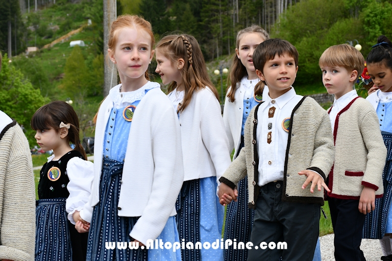 12°  JuniorT raduno dei gruppi giovanili trentini di folklore, musica e rievocazione